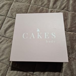 NEW Cakes+